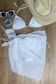 Sarong White